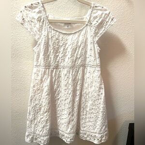 ABERCROMBIE & FITCH EYELET DRESS SIZE 5/6